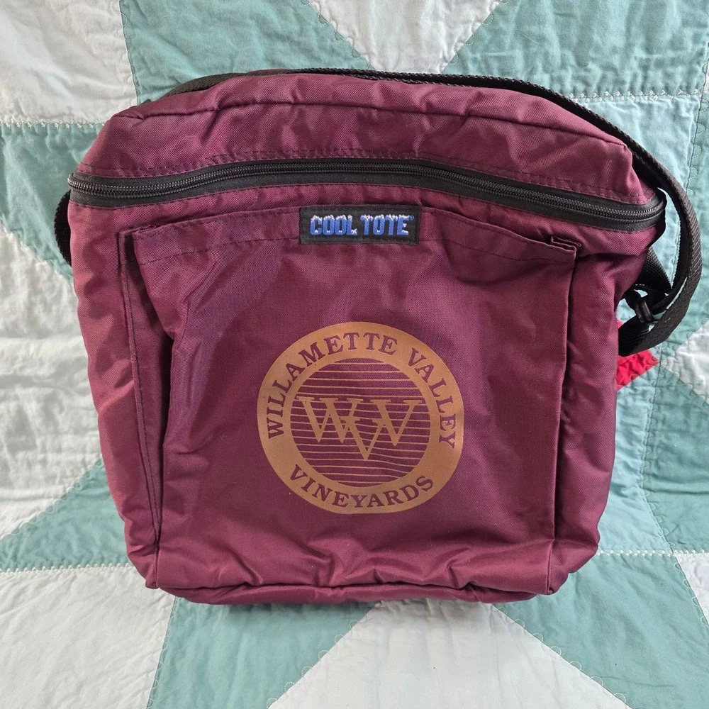 Willamette Valley Vineyards Cool Tote Insulated 6 Pack Wine Bag Burgundy Maroon